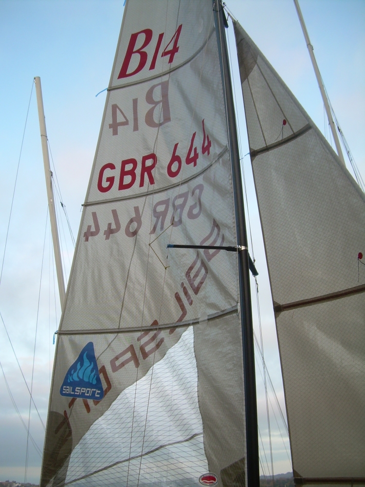 B14 - 644 - Team SailSport 022